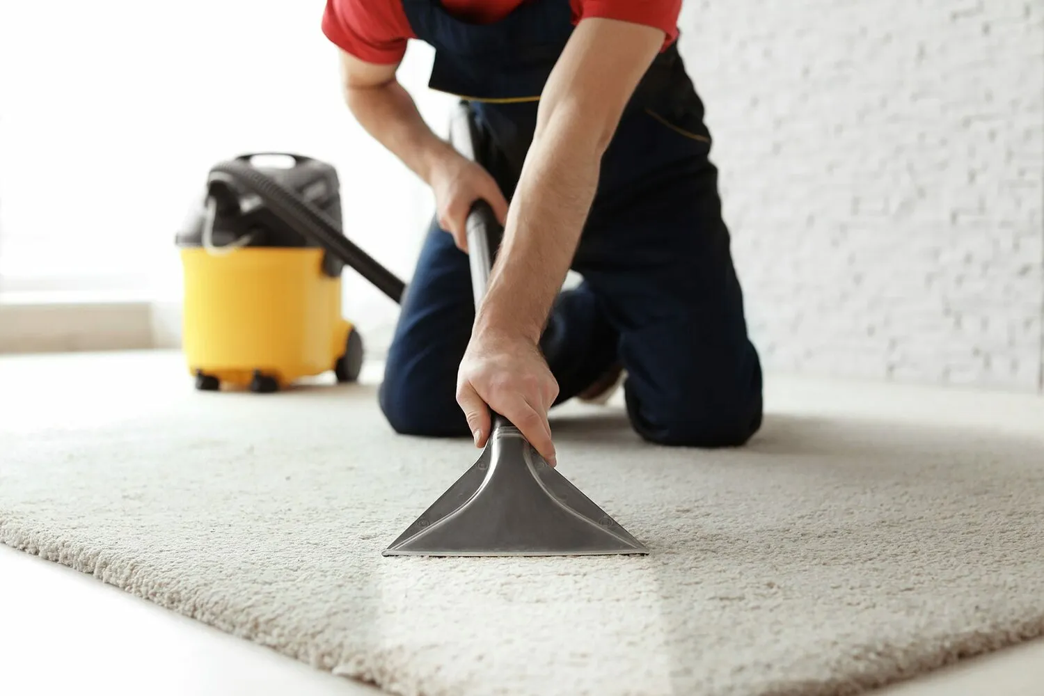 service-image
